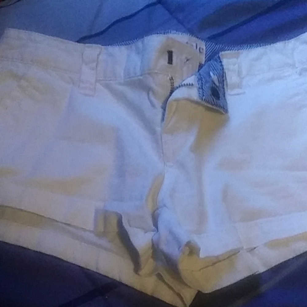 Short's